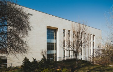Bilkent Üniversitesi Elektrik ve Elektronik Mühendisliği Bölüm Binası